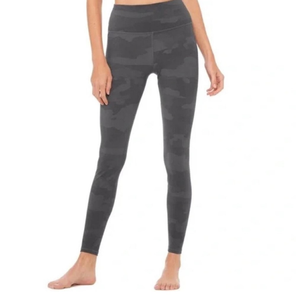 Alo Yoga High Waist Camo Vapor Legging Green Camouflage Size S